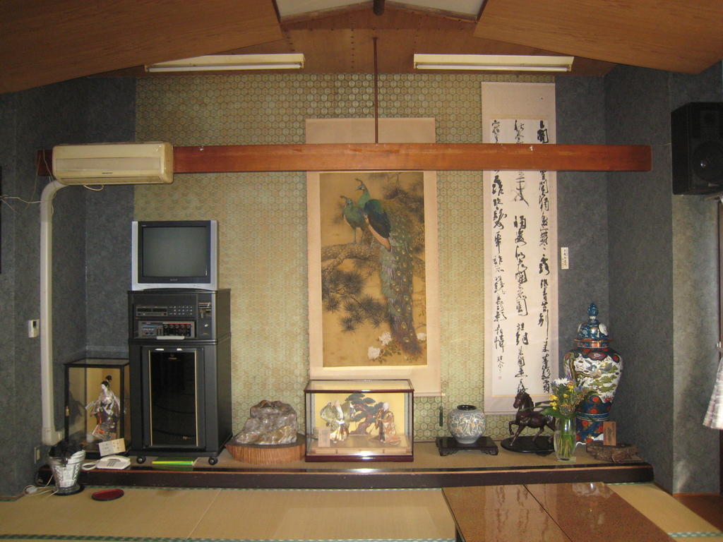 Kajiya Ryokan Futtsu Екстериор снимка