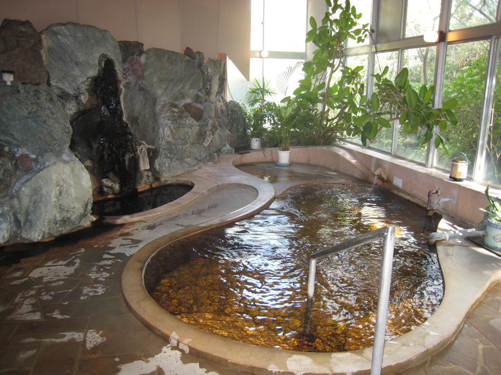 Kajiya Ryokan Futtsu Екстериор снимка